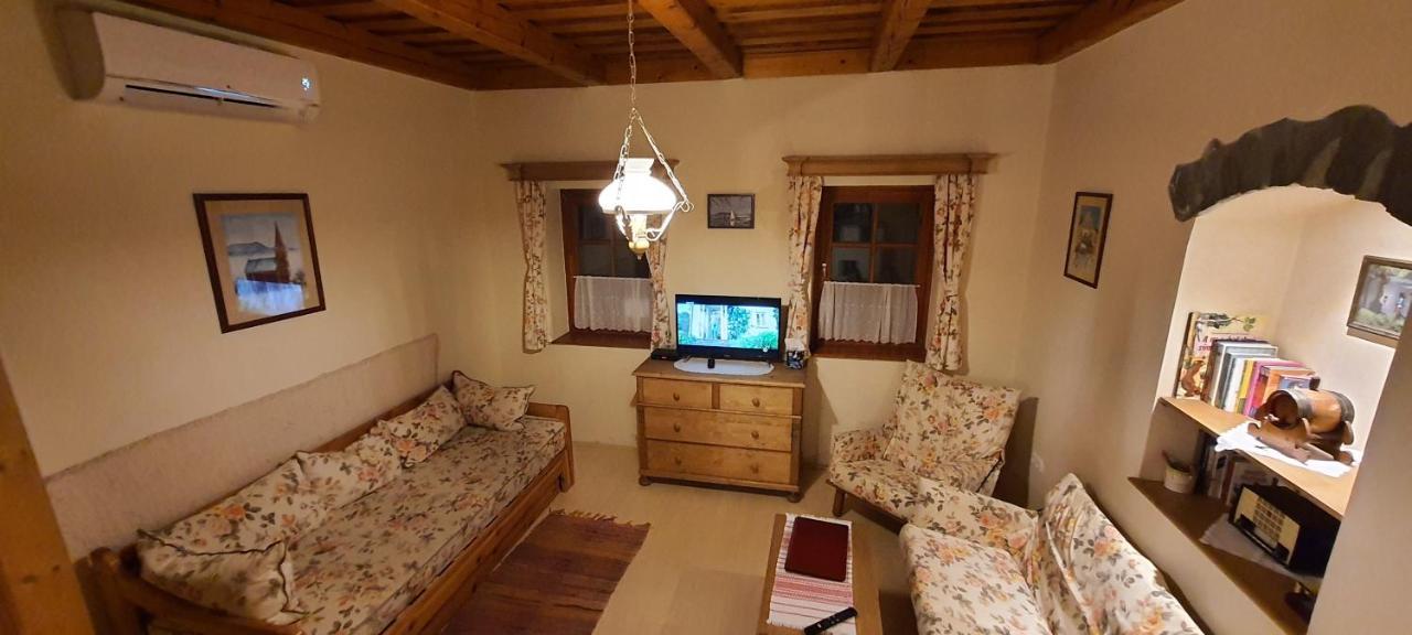 Sárkányles Vendégház Kisapati Exterior foto